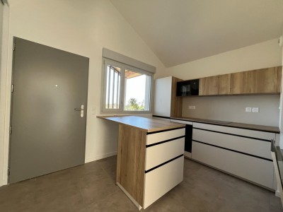 APPARTEMENT T3 A VENDRE - ANDREZIEUX BOUTHEON - 66 m2 - 240000€