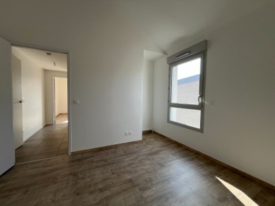 APPARTEMENT T3 A VENDRE - ANDREZIEUX BOUTHEON - 66 m2 - 240000€