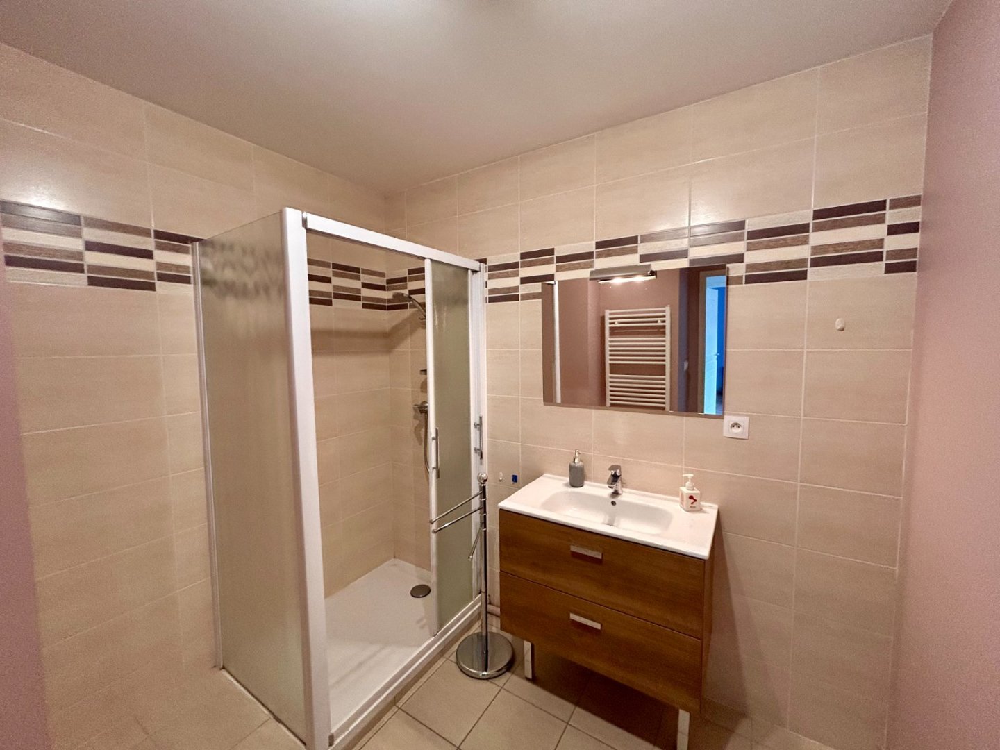 APPARTEMENT T3 - AUREC SUR LOIRE - 76.3 m2 - VENDU