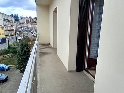 T3 AVEC BALCON A VENDRE - RIVE DE GIER - 79 m2 - 86�000�&euro;