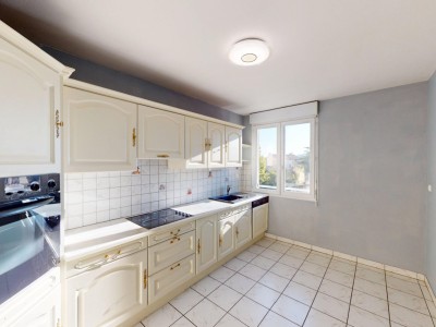 APPARTEMENT T3 - ROCHE LA MOLIERE - 83.24 m2 - VENDU