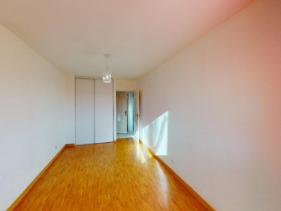 APPARTEMENT T3 - ROCHE LA MOLIERE - 83.24 m2 - VENDU