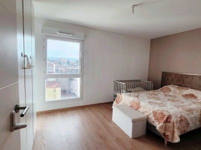 APPARTEMENT T3 A VENDRE - ST CHAMOND - 75 m2 - 175 000 €