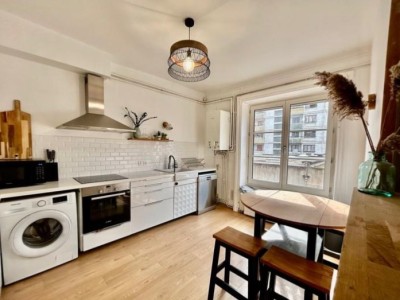F3 Saint-Etienne secteur Anatole France - ST ETIENNE CENTRE VILLE - 85.04 m2 - 140000€