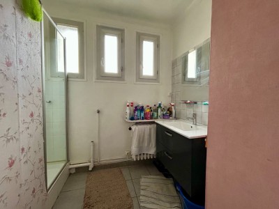 APPARTEMENT T3 A VENDRE - ST ETIENNE BELLEVUE - 71 m2 - 68 000 €