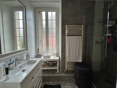 APPARTEMENT T3 A VENDRE - ST ETIENNE BELLEVUE - 90.09 m2 - 157 000 €
