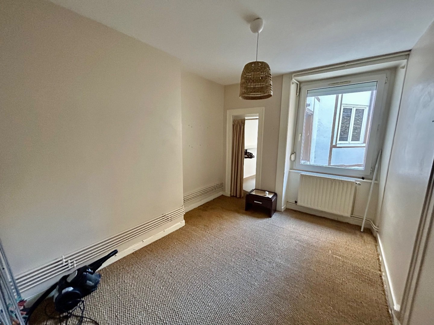 APPARTEMENT T3 - ST ETIENNE CENTRE VILLE - 73.75 m2 - 99 000 &euro;