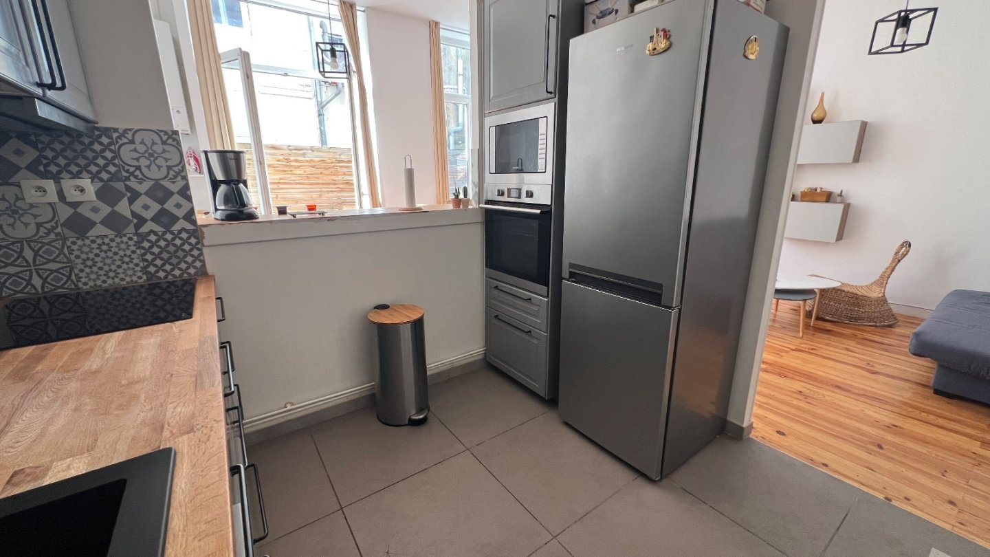 F3 centre ville  66 m2 plus terrasse - ST ETIENNE Centre ville - 65.97 m2 - VENDU