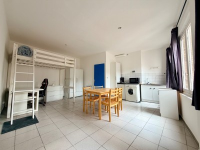 2 studios dans un seul lot de 62,82 m2 habitable A VENDRE - ST ETIENNE CENTRE VILLE - 62.82 m2 - 100 000 €