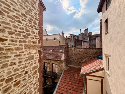 2 studios dans un seul lot de 62,82 m2 habitable A VENDRE - ST ETIENNE CENTRE VILLE - 62.82 m2 - 100 000 €