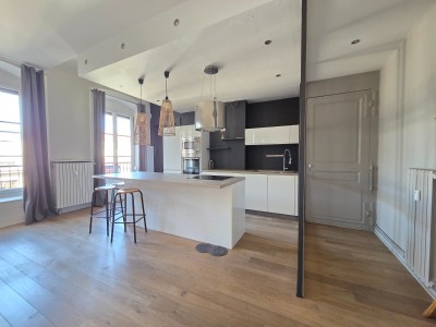 APPARTEMENT T3 A VENDRE - ST ETIENNE CENTRE VILLE - 85.05 m2 - 145�000�&euro;