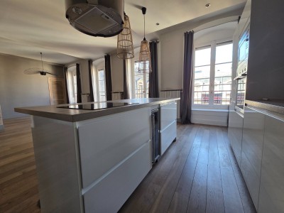 APPARTEMENT T3 A VENDRE - ST ETIENNE CENTRE VILLE - 85.05 m2 - 145�000�&euro;
