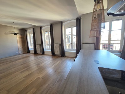 APPARTEMENT T3 A VENDRE - ST ETIENNE CENTRE VILLE - 85.05 m2 - 145�000�&euro;