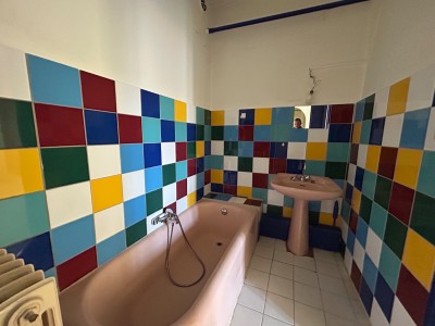 APPARTEMENT T3 A VENDRE - ST ETIENNE CENTRE VILLE - 100 m2 - 75 000 €