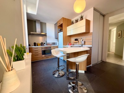 Magnifique F3 dernière étage 88 m2 hyper centre A VENDRE - ST ETIENNE CENTRE VILLE - 87.67 m2 - 138 000 &euro;