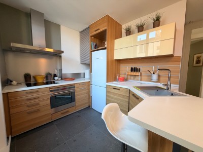 Magnifique F3 dernière étage 88 m2 hyper centre A VENDRE - ST ETIENNE CENTRE VILLE - 87.67 m2 - 138 000 &euro;