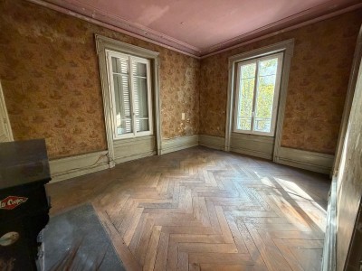 APPARTEMENT T3 A VENDRE - ST ETIENNE CENTRE VILLE - 72.16 m2 - 72 000 €