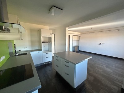 APPARTEMENT T3 A VENDRE - ST ETIENNE CHATEAUCREUX - 64 m2 - 105 000 €