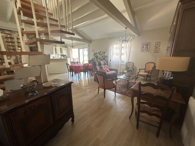 APPARTEMENT T3 - ST ETIENNE Chavanelle - 100 m2 - 150000€