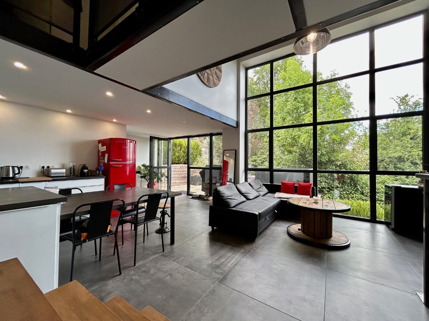 APPARTEMENT T3 - ST ETIENNE COLLINE DES PERES - 95.19 m2 - VENDU