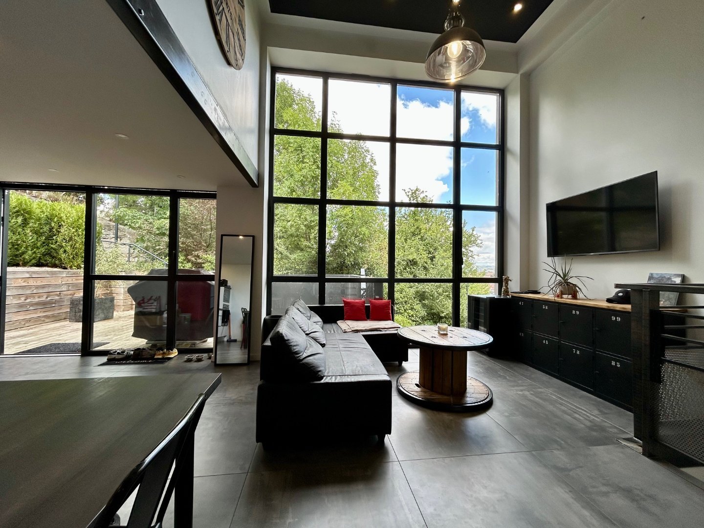 APPARTEMENT T3 - ST ETIENNE COLLINE DES PERES - 95.19 m2 - VENDU