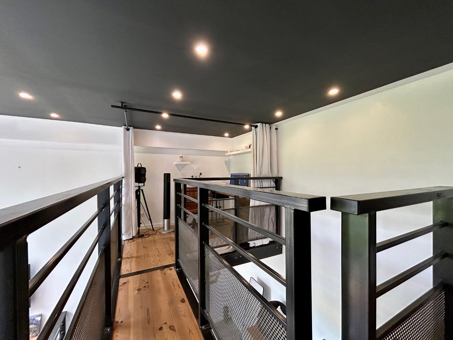 APPARTEMENT T3 - ST ETIENNE COLLINE DES PERES - 95.19 m2 - VENDU