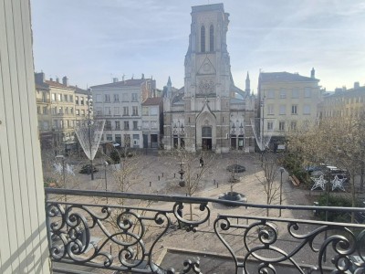 APPARTEMENT T3 A VENDRE - ST ETIENNE CENTRE VILLE - 64 m2 - 78�000�&euro;
