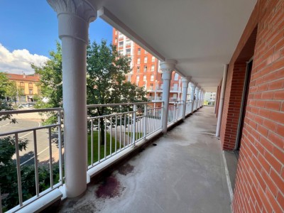 F3 de 70 m2 avec balcon terrasse de 22 m2 - ST ETIENNE FACULTE   CENTRE DEUX - 70 m2 - 138000€