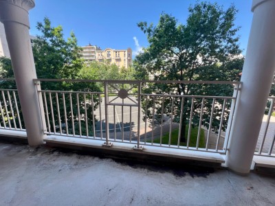 F3 de 70 m2 avec balcon terrasse de 22 m2 - ST ETIENNE FACULTE   CENTRE DEUX - 70 m2 - 138000€