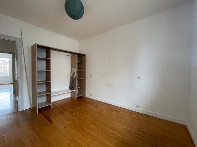 Appartement Type 3 avec balcon Facult A VENDRE - ST ETIENNE FACULTE   CENTRE DEUX - 65 m2 - 89000€