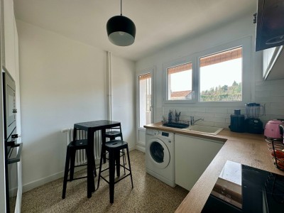 APPARTEMENT T3 A VENDRE - ST ETIENNE FACULTE   CENTRE DEUX - 60.15 m2 - 97�000�&euro;