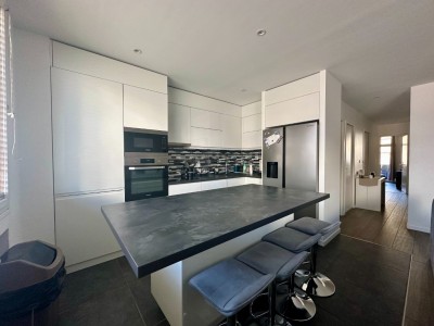 APPARTEMENT T3 A VENDRE - ST ETIENNE FACULTE CENTRE DEUX - 88.18 m2 - 129 000 €