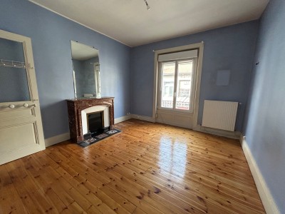 APPARTEMENT T3 A VENDRE - ST ETIENNE FACULTE   CENTRE DEUX - 82 m2 - 89 000 &euro;