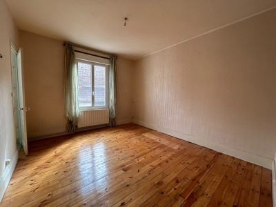 APPARTEMENT T3 A VENDRE - ST ETIENNE FACULTE   CENTRE DEUX - 82 m2 - 89 000 &euro;