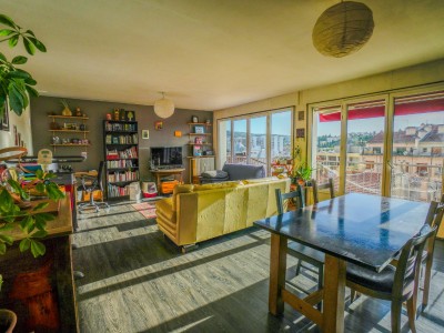 APPARTEMENT T3 A VENDRE - ST ETIENNE FACULTE   CENTRE DEUX - 81.6 m2 - 95 000 &euro;