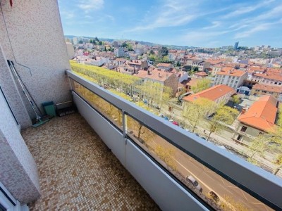 APPARTEMENT T3 - ST ETIENNE FAURIEL - 69.37 m2 - 126000€
