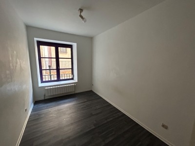 APPARTEMENT T3 - ST ETIENNE FAURIEL - 67 m2 - VENDU