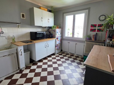 APPARTEMENT T3 A VENDRE - ST ETIENNE FAURIEL - 64 m2 - 85 000 &euro;