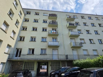 APPARTEMENT T3 A VENDRE - ST ETIENNE FAURIEL - 64 m2 - 85 000 &euro;