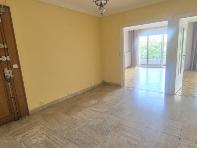 T4 A VENDRE - ST ETIENNE FAURIEL - 106 m2 - 164 000 €