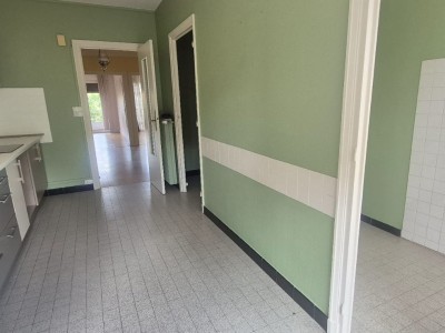 T4 A VENDRE - ST ETIENNE FAURIEL - 106 m2 - 164 000 €