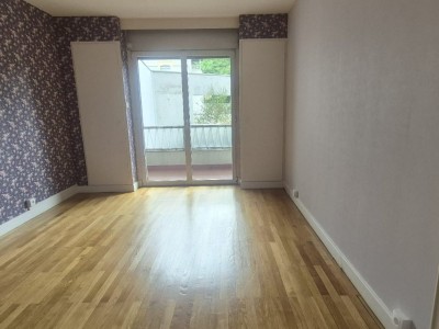 T4 A VENDRE - ST ETIENNE FAURIEL - 106 m2 - 164 000 €