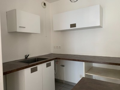 APPARTEMENT T3 A VENDRE - ST ETIENNE FAURIEL - 63.63 m2 - 140 000 &euro;