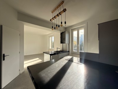 APPARTEMENT T3 A VENDRE - ST ETIENNE FAURIEL - 105.4 m2 - 115 000 &euro;