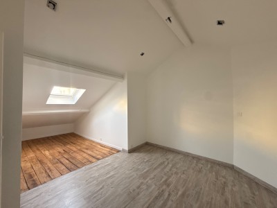 APPARTEMENT T3 A VENDRE - ST ETIENNE FAURIEL - 105.4 m2 - 115 000 &euro;