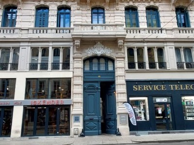 APPARTEMENT T3 A VENDRE - ST ETIENNE HYPER CENTRE - 59 m2 - 99 000 €