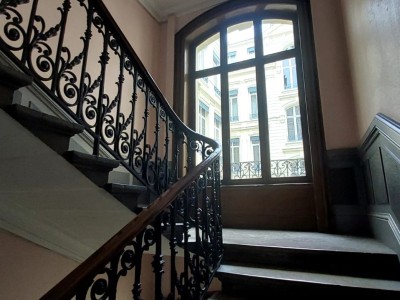 APPARTEMENT T3 A VENDRE - ST ETIENNE HYPER CENTRE - 59 m2 - 99 000 €