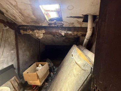 APPARTEMENT T3 A VENDRE - ST ETIENNE JACQUARD - 89 m2 - 40000€