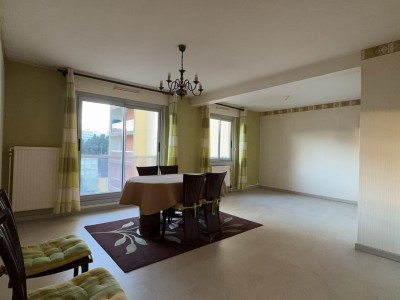 APPARTEMENT T3 A VENDRE - ST ETIENNE JACQUARD - 66.43 m2 - 85 000 €