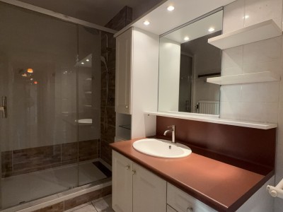 APPARTEMENT T3 A VENDRE - ST ETIENNE JACQUARD - 66.43 m2 - 85 000 €